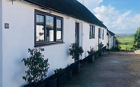 Little Park Holiday Homes Self Catering Cottages 1 & 2 Bedrooms Available Close To Tutbury Castle