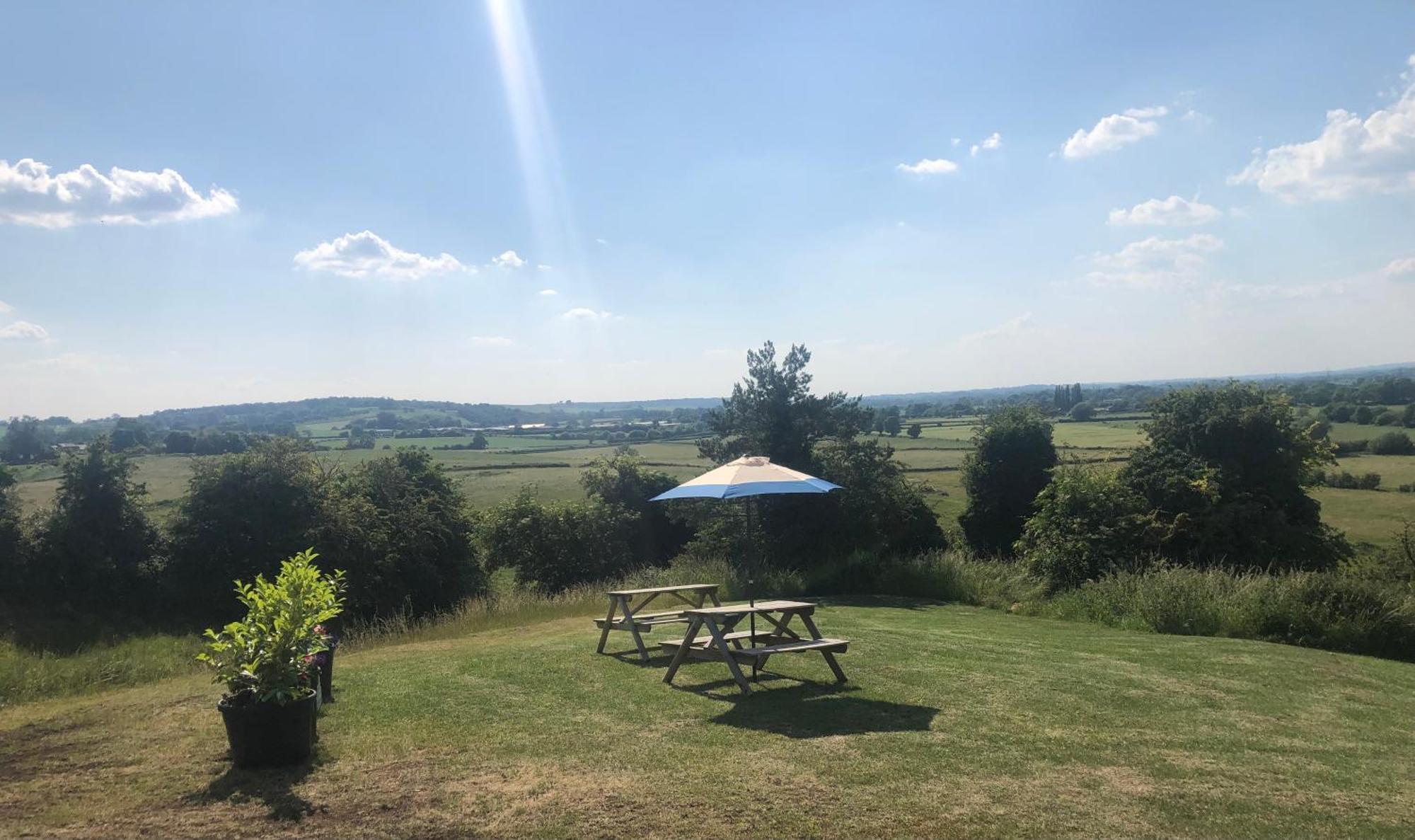 Little Park Holiday Homes Self Catering Cottages 1 & 2 Bedrooms Available Close To Tutbury Castle Exterior photo